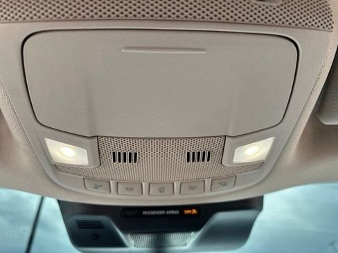 Used 2024 Ford Expedition XLT RWD image 12