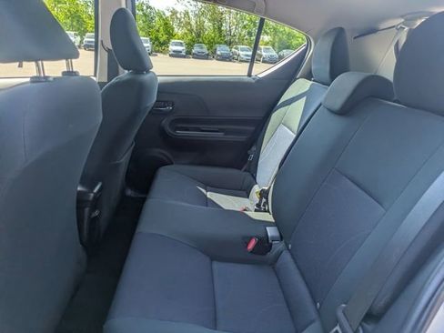 Used 2016 Toyota Prius C Two FWD image 17