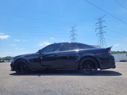 Used 2019 Dodge Charger Scat Pack w/ Plus Group RWD image 21