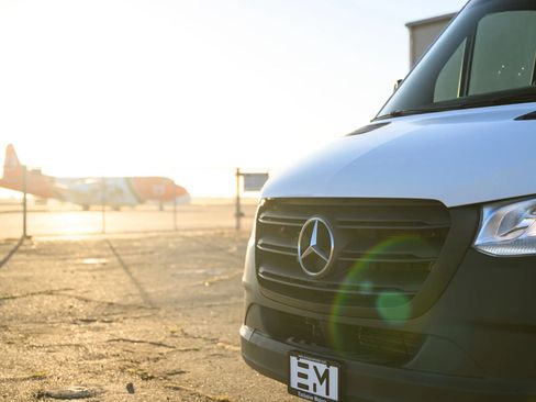 Used 2021 Mercedes-Benz Sprinter 3500 image 7
