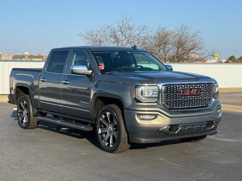 Used 2018 GMC Sierra 1500 Denali image 1