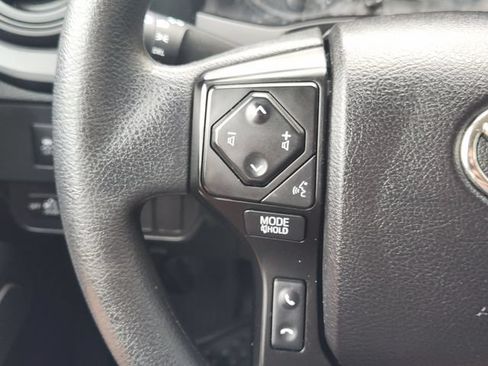 Used 2022 Toyota Tacoma SR w/ SR Convenience Package RWD image 28