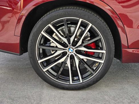 Used 2024 BMW X5 M60i AWD/4WD image 9