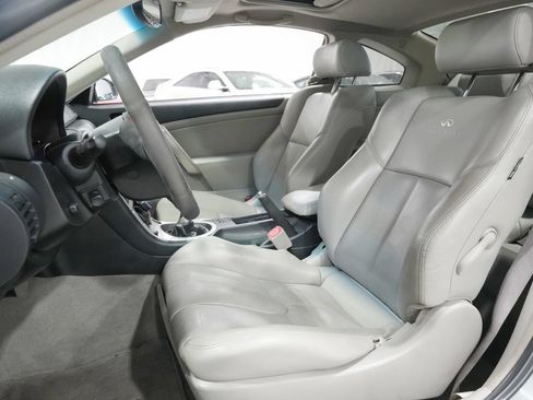 Used 2005 INFINITI G35 Coupe w/ (P01) Premium Pkg RWD image 10
