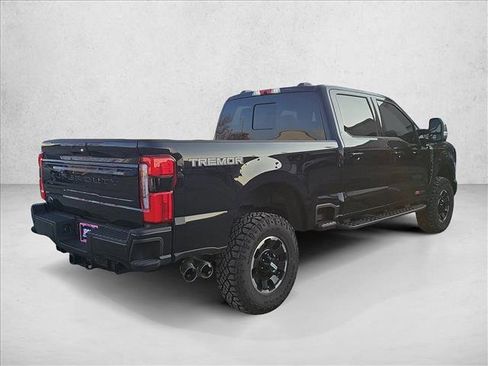 Used 2025 Ford F250 Platinum w/ Tremor Off-Road Package image 5