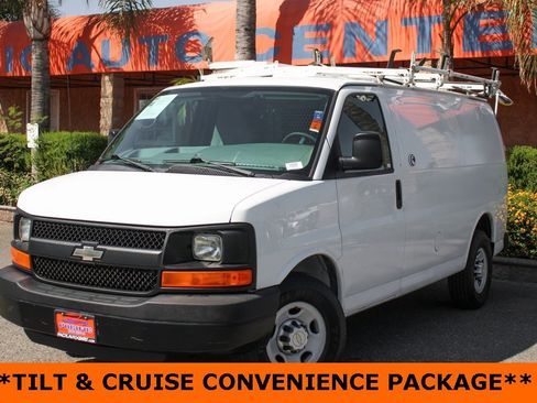 Used 2014 Chevrolet Express 2500 image 4