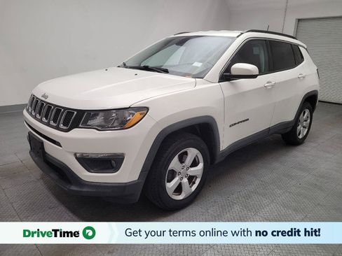 Used 2018 Jeep Compass Latitude w/ Popular Equipment Group AWD/4WD image 1