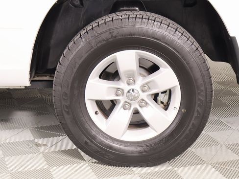 Used 2023 RAM 1500 Classic SLT w/ Trailer & Traction Group image 17