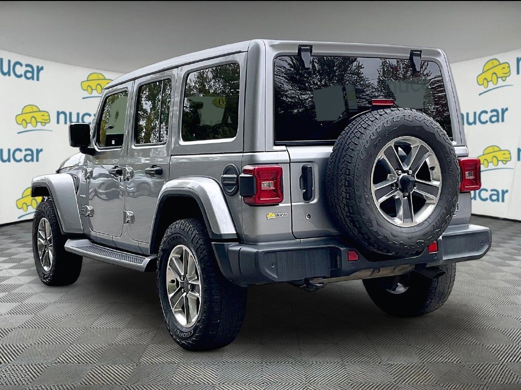 Used 2020 Jeep Wrangler Unlimited Sahara w/ Uconnect 4C Nav & Sound Group AWD/4WD image 4