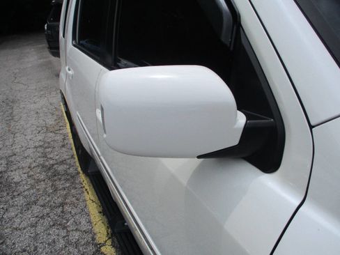Used 2013 Honda Pilot Touring image 24
