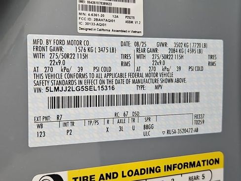 New 2025 Lincoln Navigator Reserve w/ Jet Appearance Package image 21