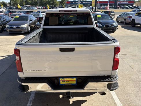Used 2021 Chevrolet Silverado 2500 W/T w/ WT Convenience Package AWD/4WD image 6