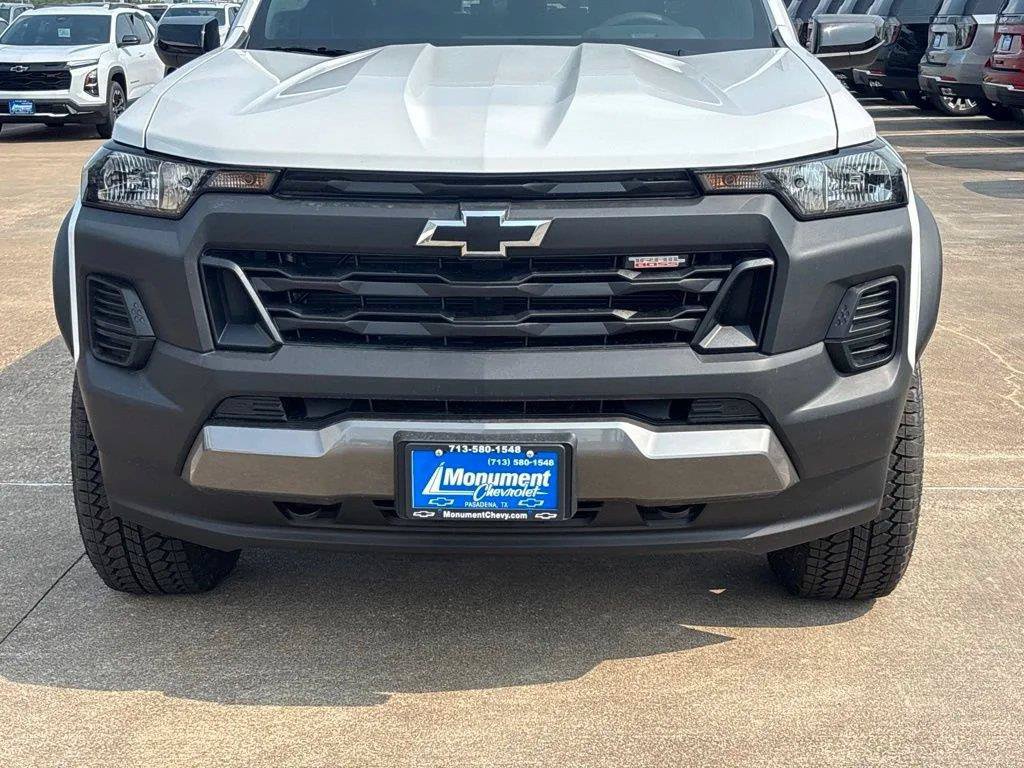 New 2026 Chevrolet Colorado Trail Boss AWD/4WD image 3