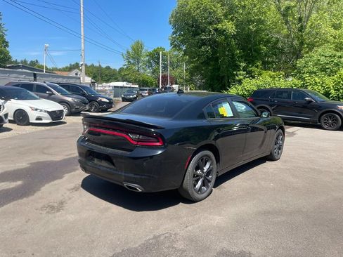 Used 2023 Dodge Charger SXT w/ Blacktop Package AWD/4WD image 5