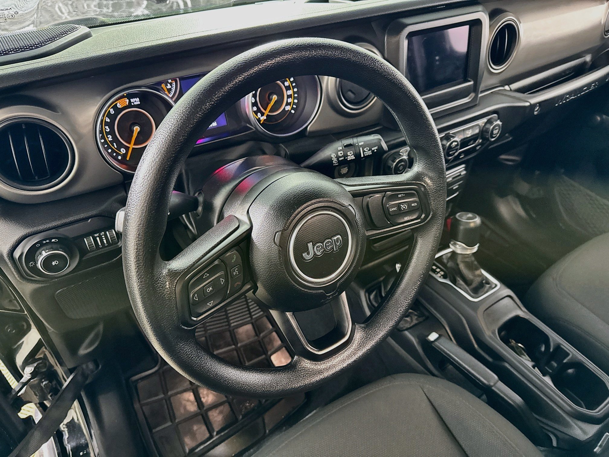 Used 2022 Jeep Wrangler Unlimited Sport AWD/4WD image 10
