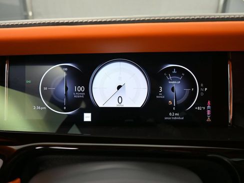 New 2027 Rolls-Royce Phantom Sedan RWD image 18