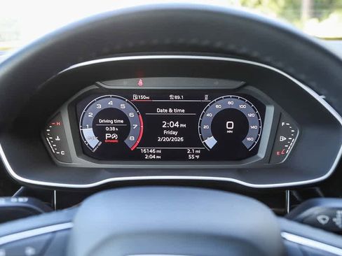 Used 2024 Audi Q3 2.0T Premium w/ Convenience Package image 22