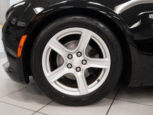 Used 2016 Chevrolet Camaro LT image 14