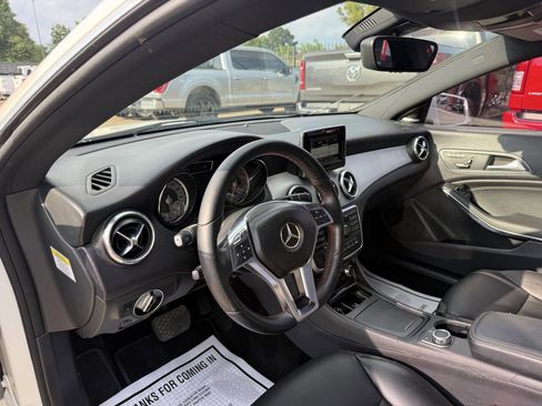 Used 2014 Mercedes-Benz CLA 250 w/ Premium 1 Package image 6