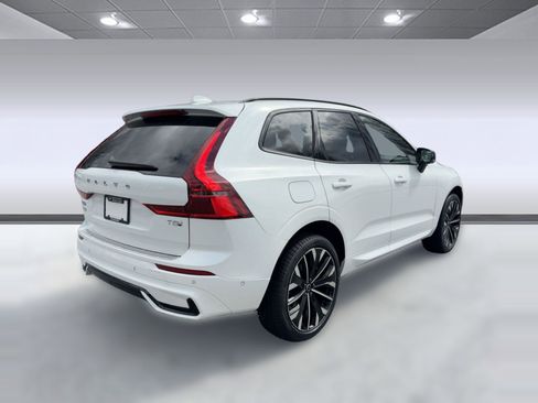 New 2026 Volvo XC60 T8 Ultra w/ Protection Package Premier image 9