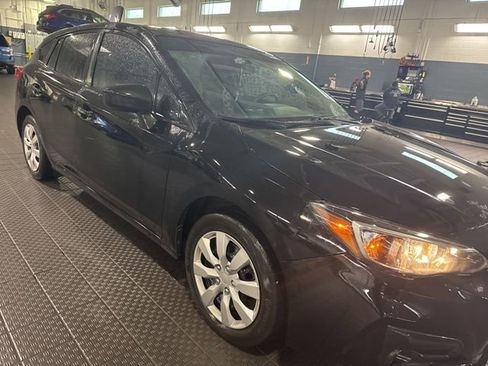 Used 2019 Subaru Impreza 2.0i image 1