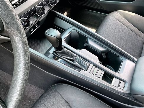 Used 2023 Honda Accord EX image 15