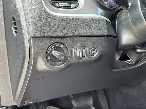 Used 2022 Dodge Charger SXT w/ Blacktop Package image 28