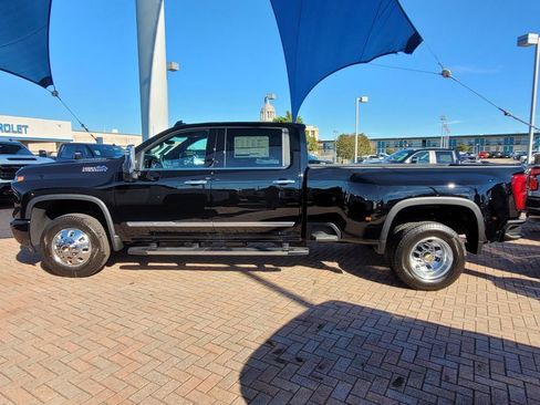 New 2026 Chevrolet Silverado 3500 High Country w/ Technology Package image 2