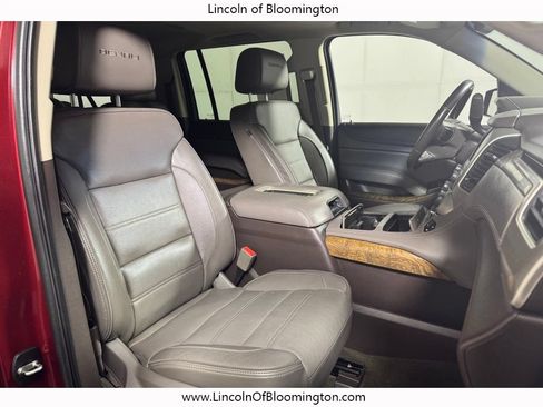Used 2019 GMC Yukon XL Denali w/ Denali Ultimate Package AWD/4WD image 8