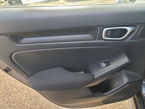 Used 2022 Honda Civic Sport image 16