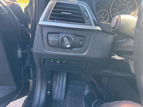 Used 2017 BMW 340i xDrive Sedan image 12