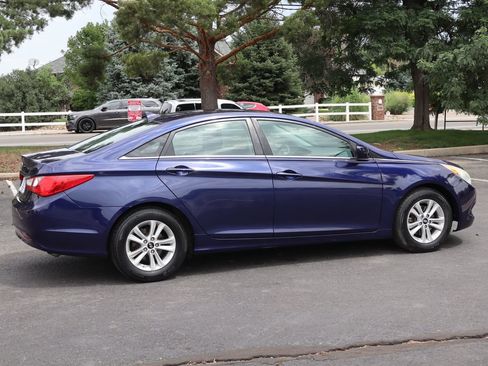 Used 2013 Hyundai Sonata GLS FWD image 4