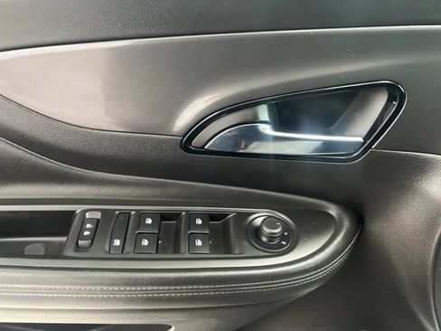 Used 2017 Buick Encore Preferred FWD image 19