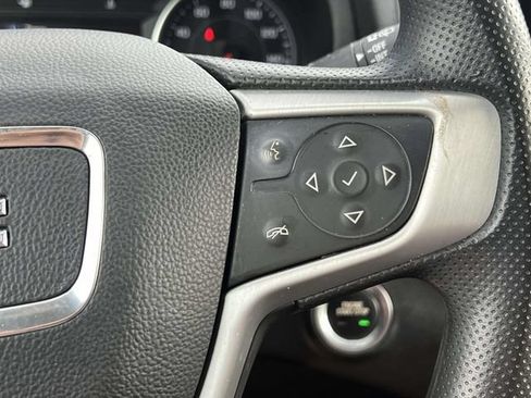Used 2023 GMC Terrain SLE w/ Driver Convenience Package FWD image 28
