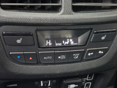 Used 2022 Honda Pilot Elite image 36