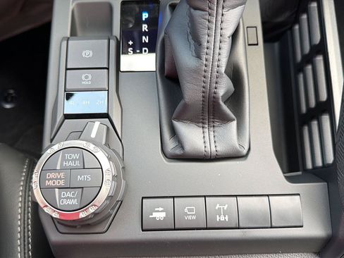 New 2026 Toyota 4Runner TRD Off-Road Premium AWD/4WD image 19