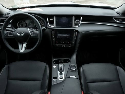 Certified 2025 INFINITI QX50 Luxe w/ Cargo Package AWD/4WD image 7