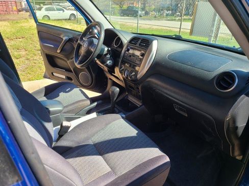 Used 2004 Toyota RAV4 2WD image 18