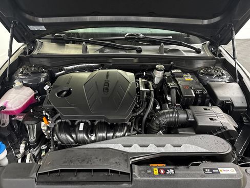 Used 2025 Hyundai Sonata SEL FWD image 8