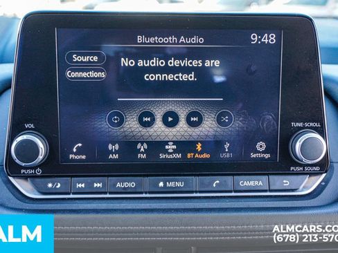 Used 2025 Nissan Rogue SV image 35