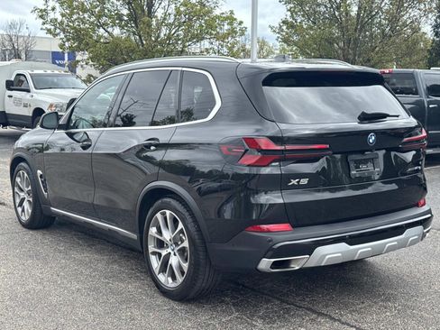 Certified 2024 BMW X5 xDrive50e w/ Premium Package AWD/4WD image 7