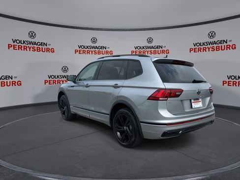 Certified 2024 Volkswagen Tiguan SE R-Line AWD/4WD image 6