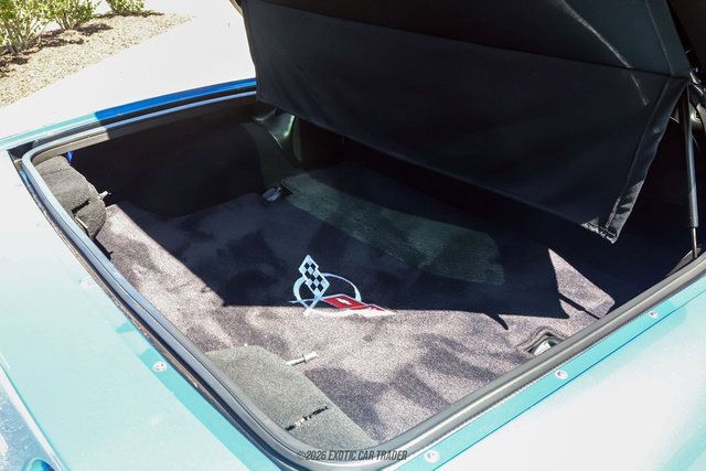 Used 1998 Chevrolet Corvette Coupe w/ Roof Pkg RWD image 90