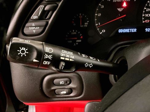 Used 2004 Chevrolet Corvette Coupe w/ Preferred Equipment Group image 31