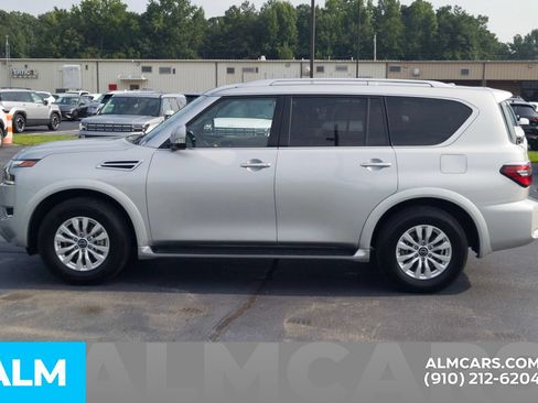 Used 2024 Nissan Armada SV RWD image 10