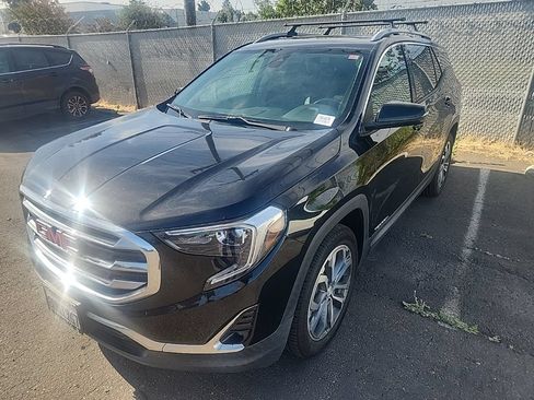 Used 2020 GMC Terrain SLT w/ Preferred Package AWD/4WD image 3