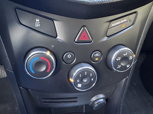 Used 2016 Chevrolet Trax LS image 20