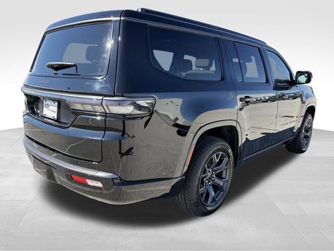 New 2026 Jeep Grand Wagoneer Limited AWD/4WD image 4