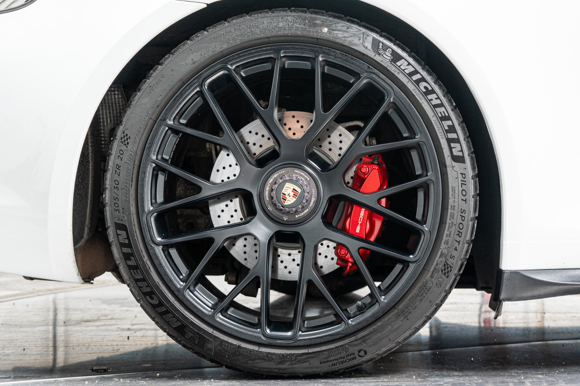 Used 2015 Porsche 911 Carrera GTS RWD image 46
