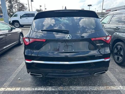 Used 2023 Acura MDX SH-AWD image 9